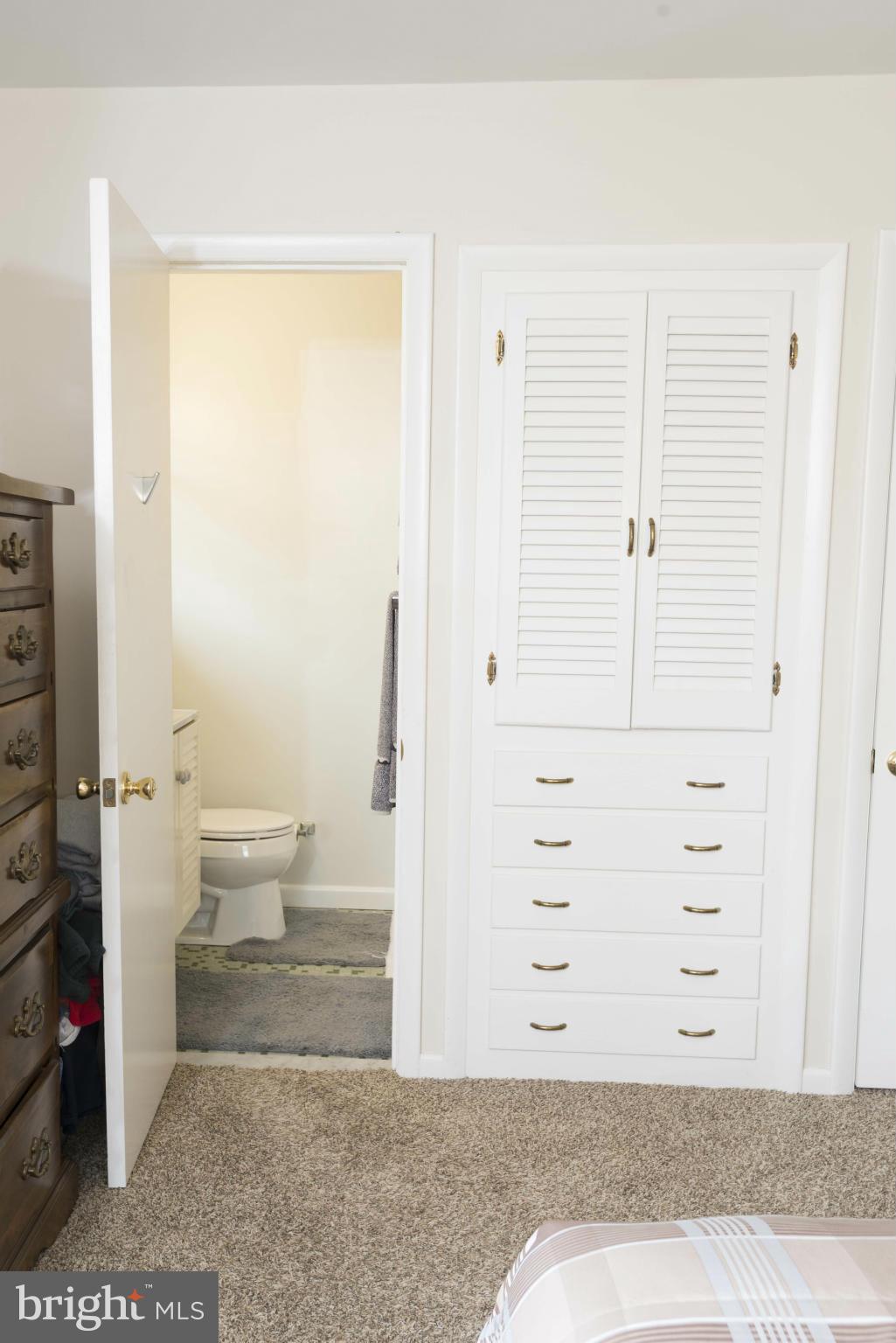 2107 Folkstone Road Lutherville-Timonium, MD 21093 - Photo 18 of 18 Bath (Master)
