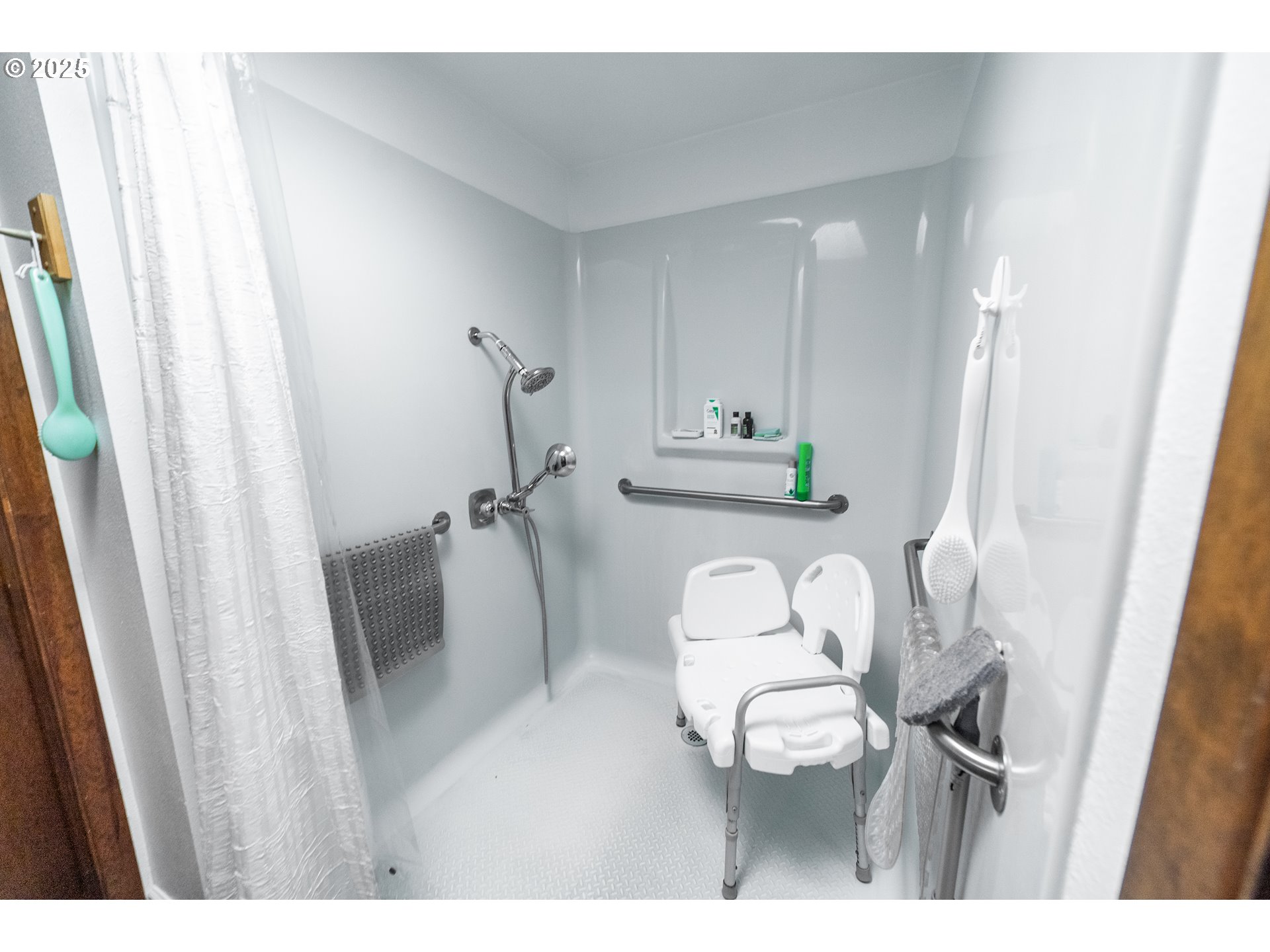 25197 East Bolton Road Veneta, OR 97487 - Photo 14 of 33