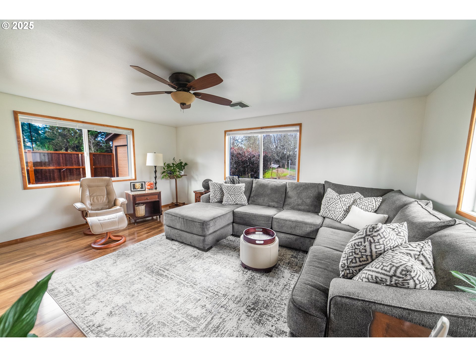 25197 East Bolton Road Veneta, OR 97487 - Photo 7 of 33