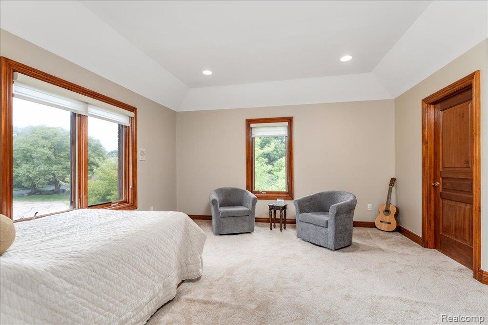 3543 Cedar Brook Drive Rochester, MI 48309 - Photo 79 of 99 Tray ceiling with recessed lighting