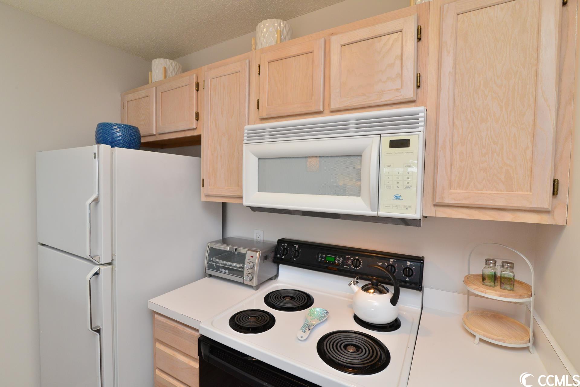 203 Landing Road, Unit H North Myrtle Beach, SC 29582 - Photo 14 of 40 Gallery Image 14
