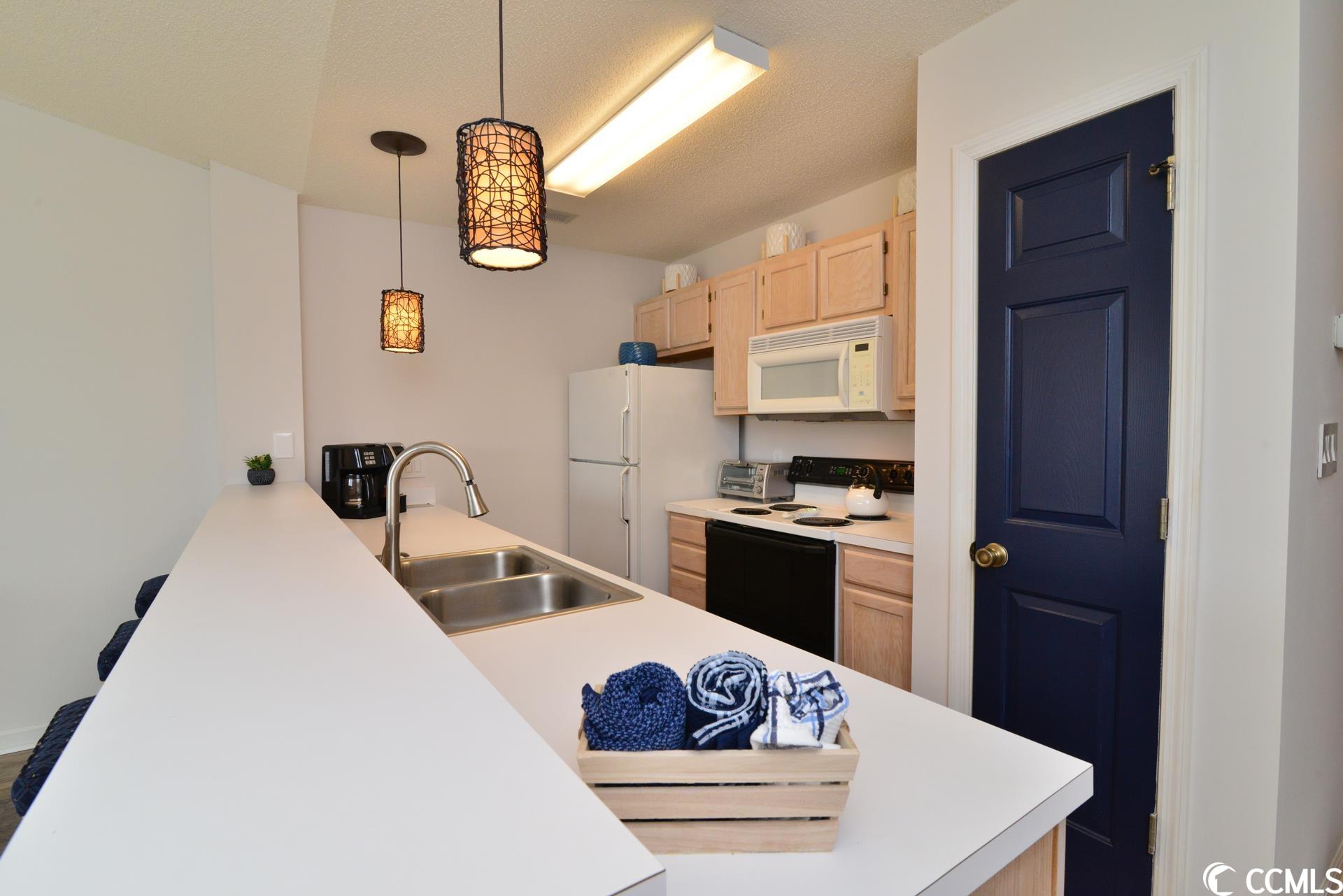 203 Landing Road, Unit H North Myrtle Beach, SC 29582 - Photo 9 of 40 Gallery Image 9