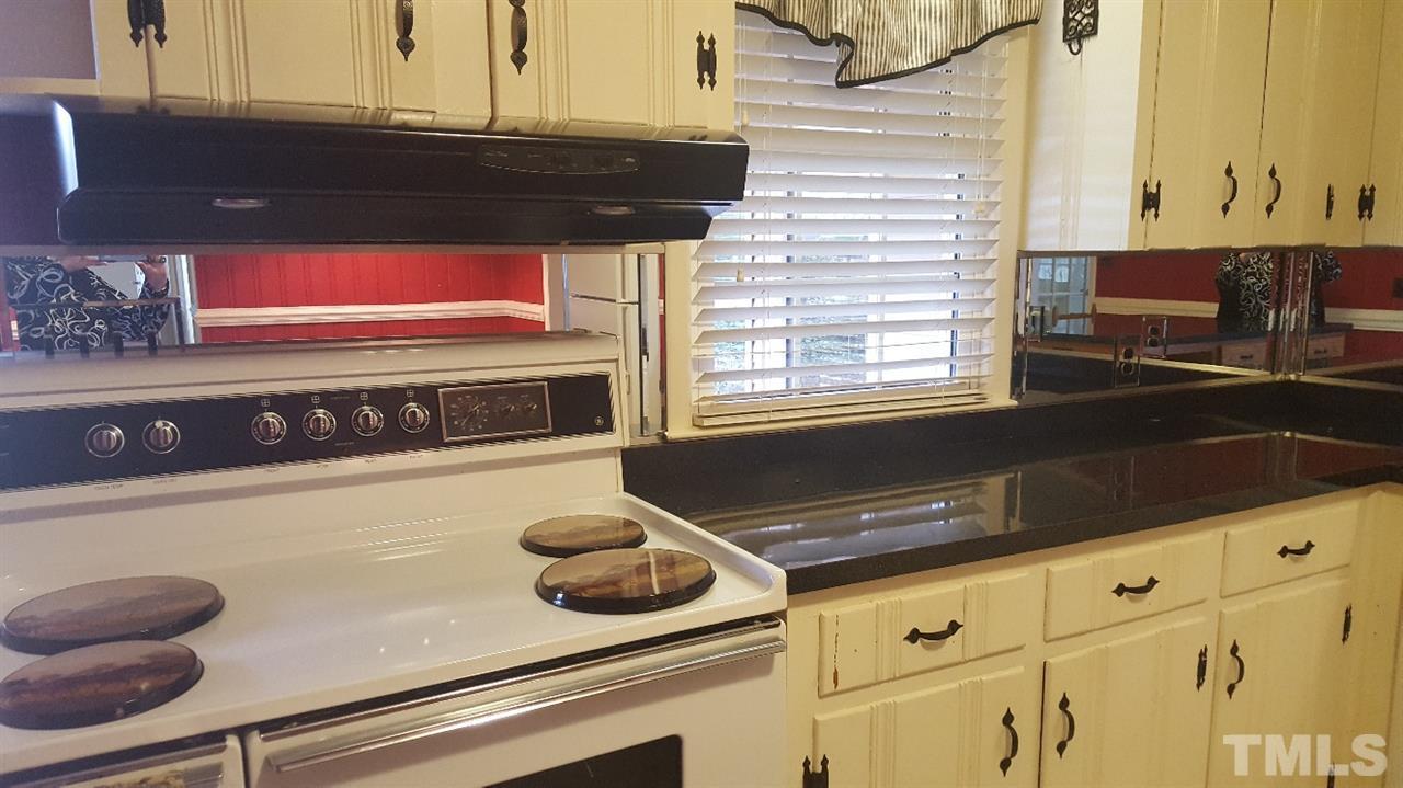47 Fairview Village Road Dunn, NC 28334 - Photo 23 of 30 Gallery Image 23