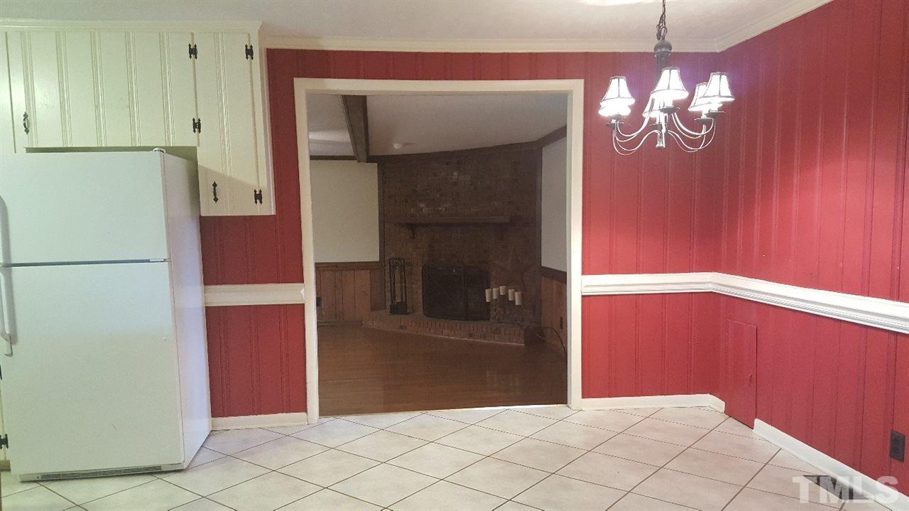 47 Fairview Village Road Dunn, NC 28334 - Photo 9 of 30 Gallery Image 9
