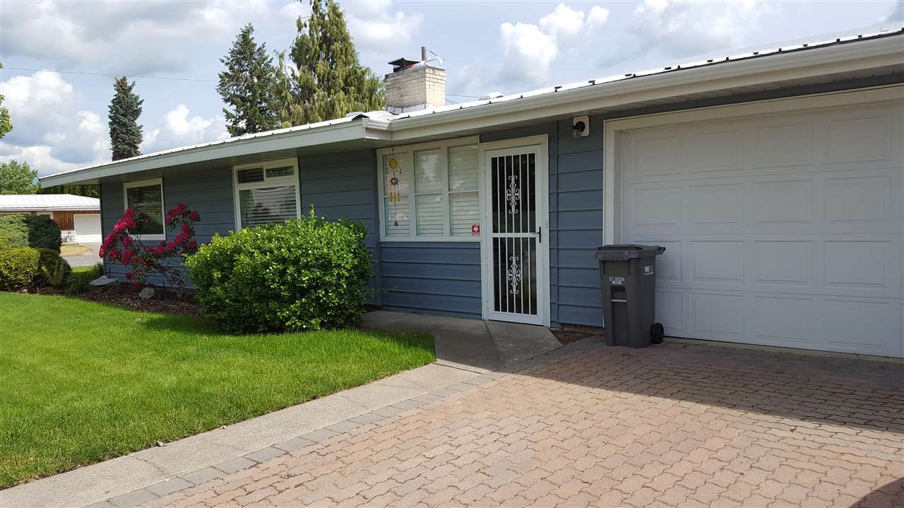 121 North Clinton Road Spokane Valley, WA 99216 - Photo 2 of 20