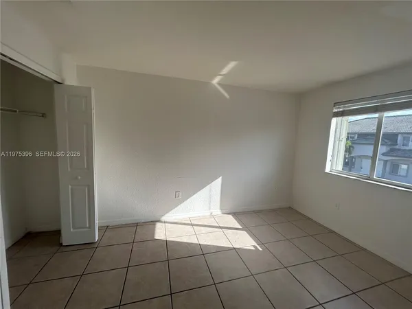 $2,700 | 5655 Northwest 109th Avenue, Unit 56, Doral, FL 33178