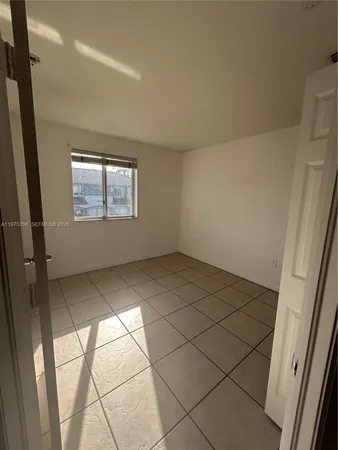 $2,700 | 5655 Northwest 109th Avenue, Unit 56, Doral, FL 33178