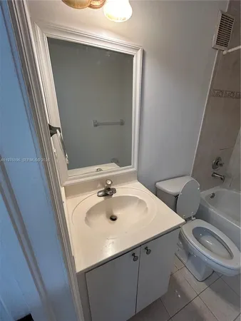 $2,700 | 5655 Northwest 109th Avenue, Unit 56, Doral, FL 33178