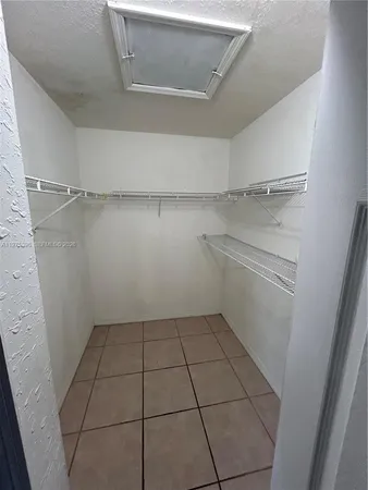 $2,700 | 5655 Northwest 109th Avenue, Unit 56, Doral, FL 33178