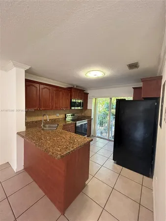 $2,700 | 5655 Northwest 109th Avenue, Unit 56, Doral, FL 33178