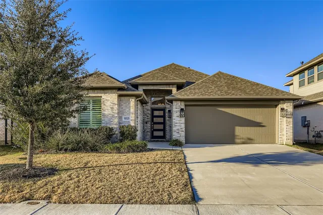 $389,900 | 16525 Hidden Cove Drive, Celina, TX 75009