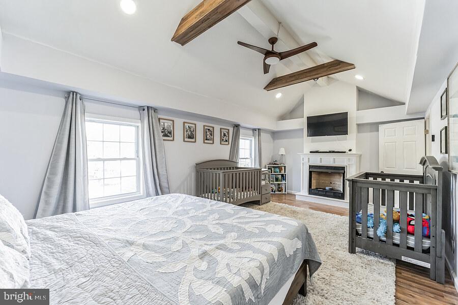 8110 Highpoint Road Clearwater Beach, MD 21226 - Photo 21 of 57 Vaulted Ceiling, Fireplace & WALK IN Closet