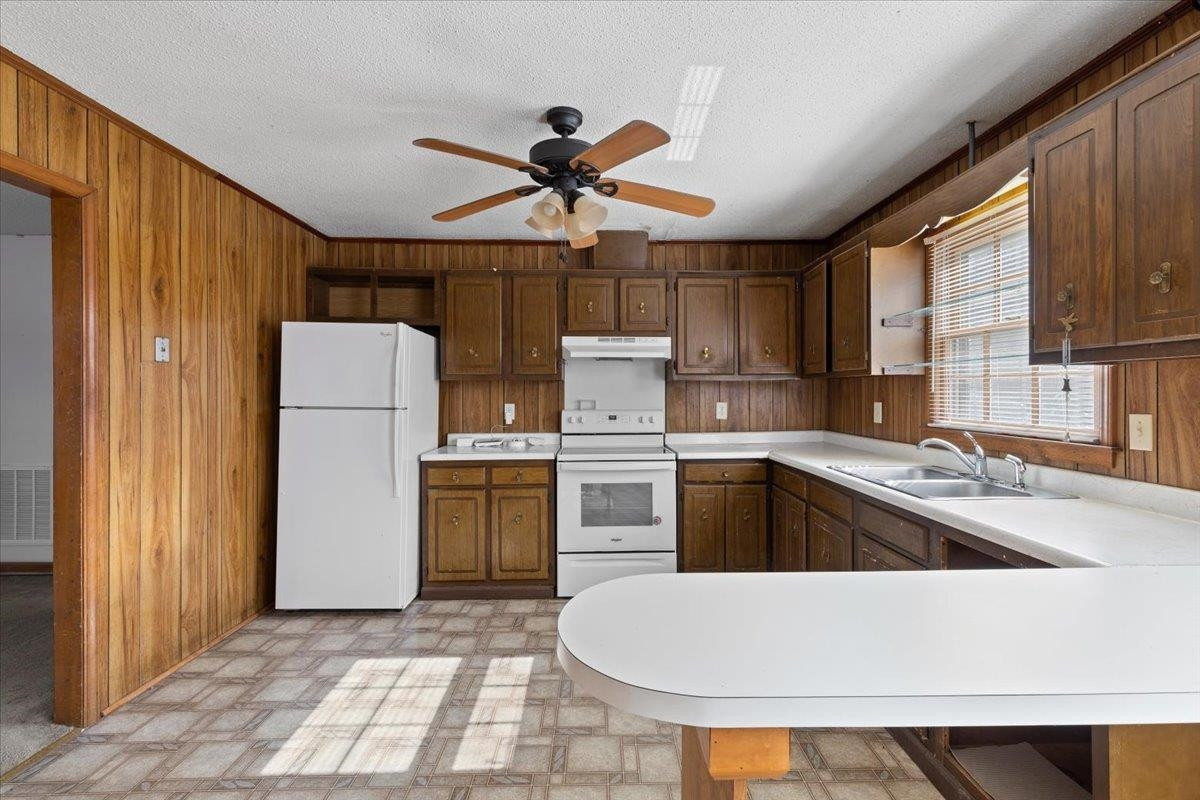 9120 Pippin Road Zebulon, NC 27597 - Photo 3 of 17 Photo 3