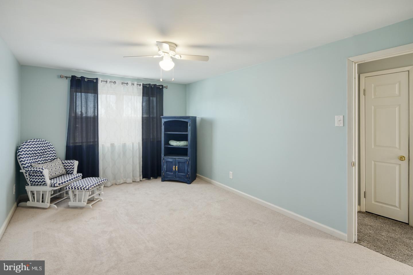 12519 Medford Road Philadelphia, PA 19154 - Photo 16 of 20 wooden floor and chair in a room