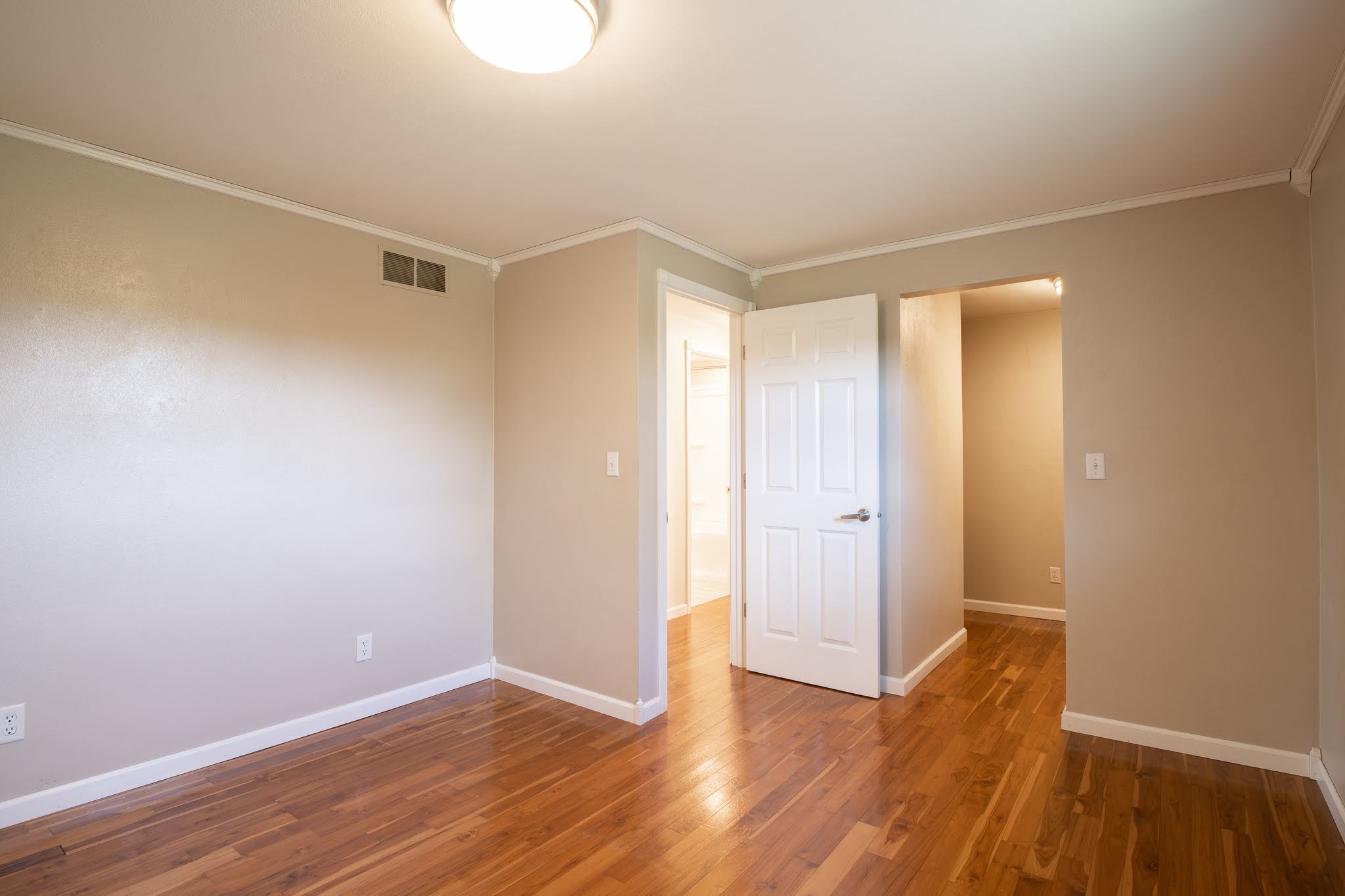 29739 East County Road Manito, IL 61546 - Photo 21 of 39 Gallery Image 21