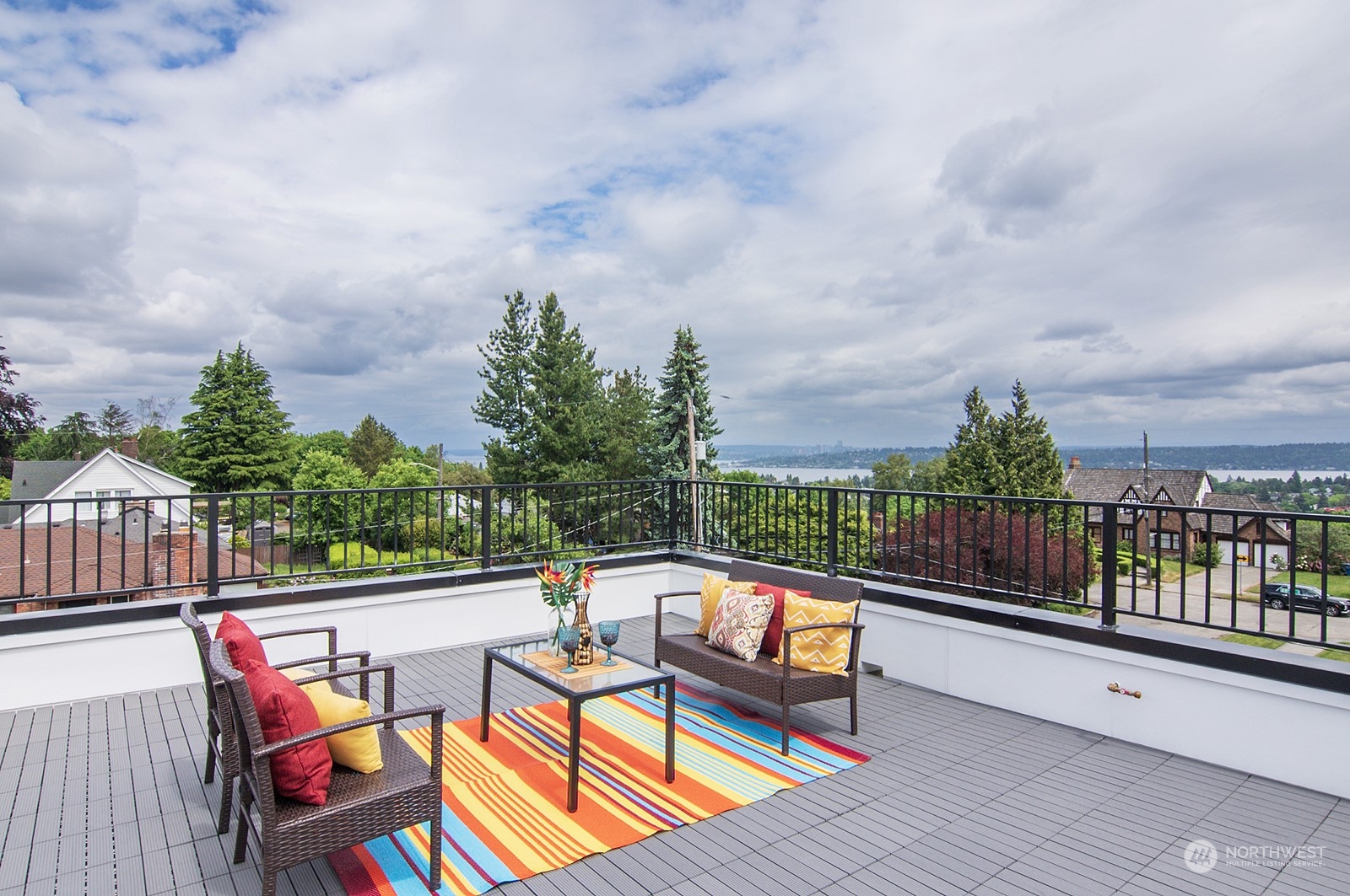 2707 South Ferdinand Street Seattle, WA 98108 - Photo 29 of 38 a view of a chairs and table in the terrace