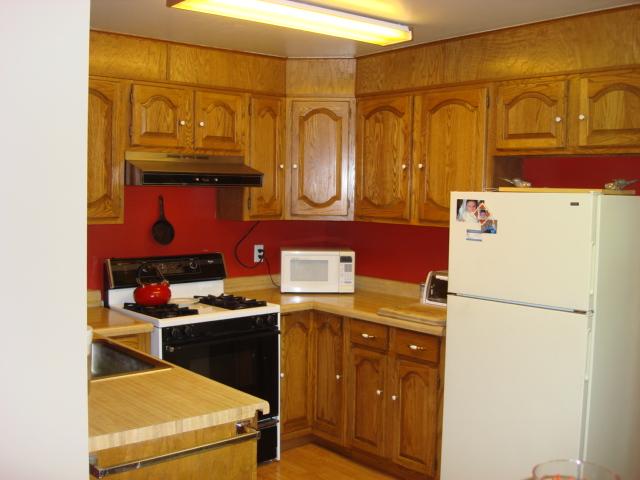 44433 Dee Knoch Road Fall River Mills, CA 96028 - Photo 3 of 9 a utility room with dryer and washer