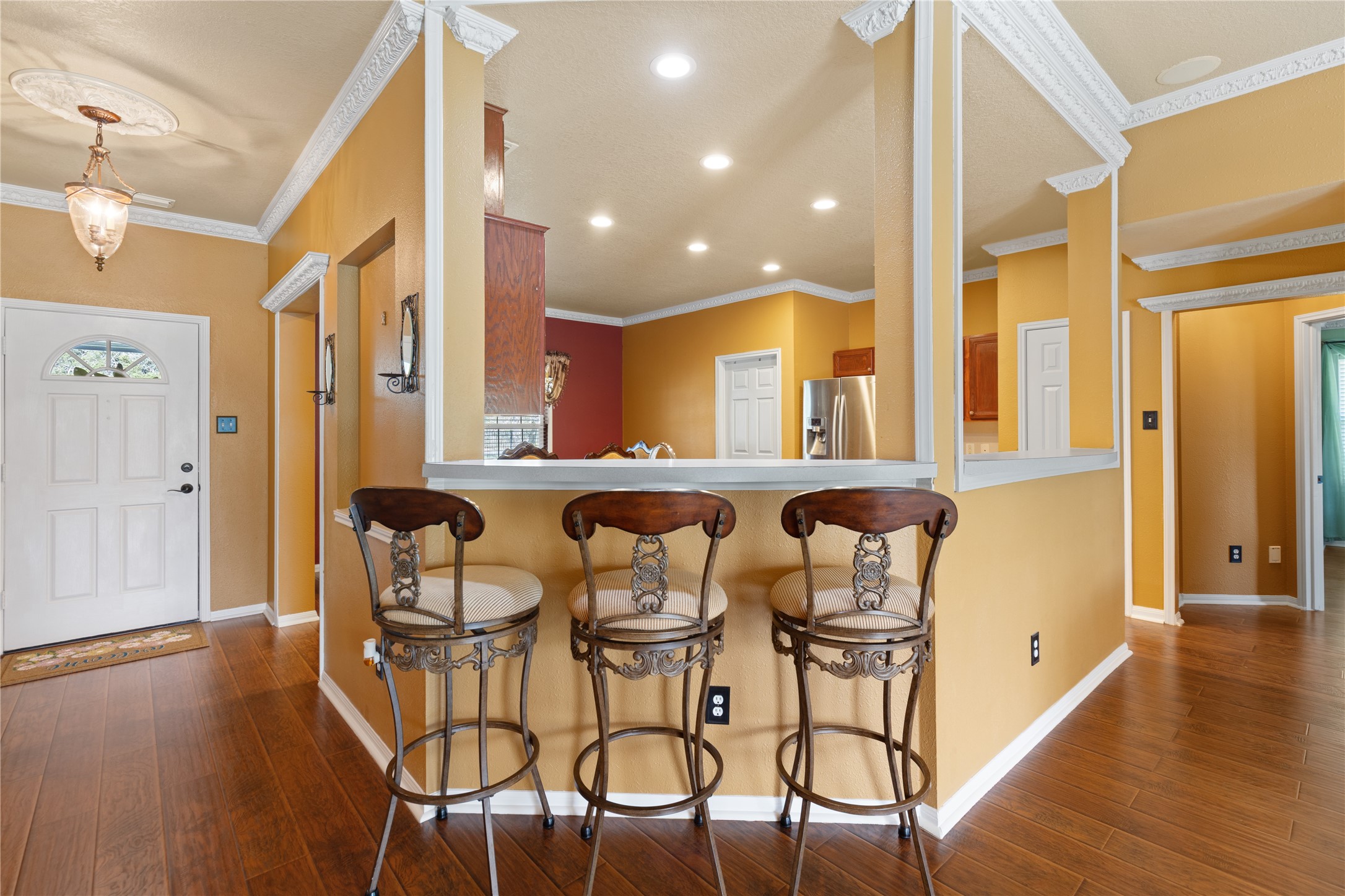 11547 Crockett Martin Road Conroe, TX 77306 - Photo 9 of 46