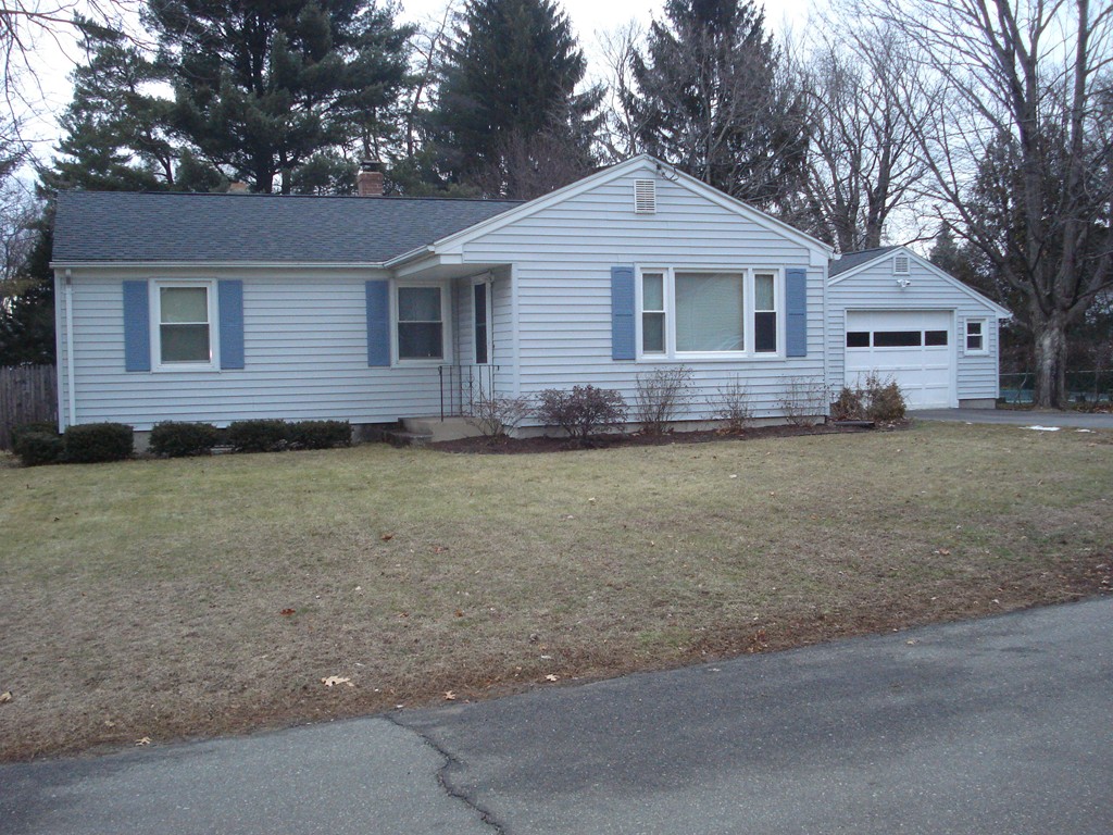 72 Overlea Drive Springfield, MA 01119 - Photo 1 of 21 Gallery Image 1
