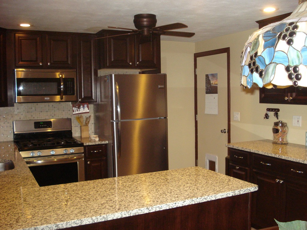 72 Overlea Drive Springfield, MA 01119 - Photo 8 of 21 Gallery Image 8