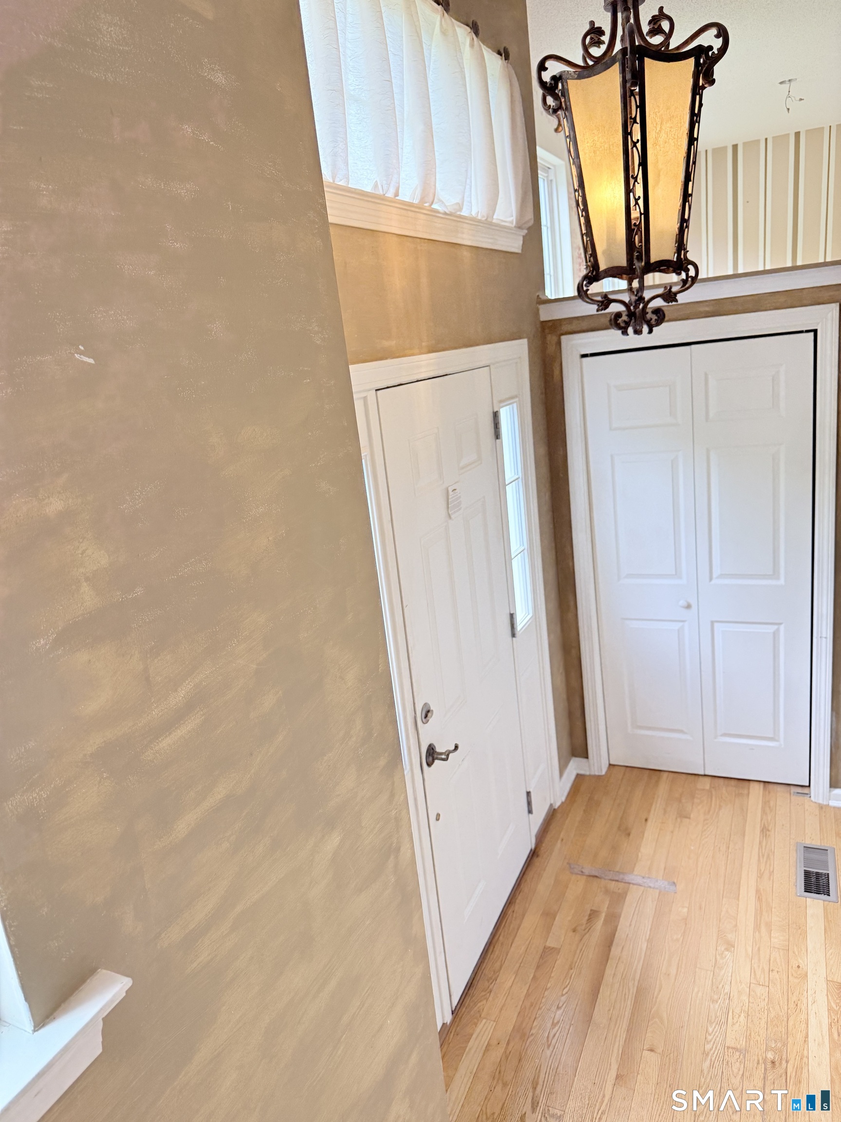 25 Meg Way Windsor Locks, CT 06096 - Photo 10 of 25