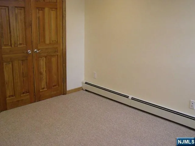 $2,195 | 158 Ridge Road, Unit 2, Lyndhurst, NJ 07071