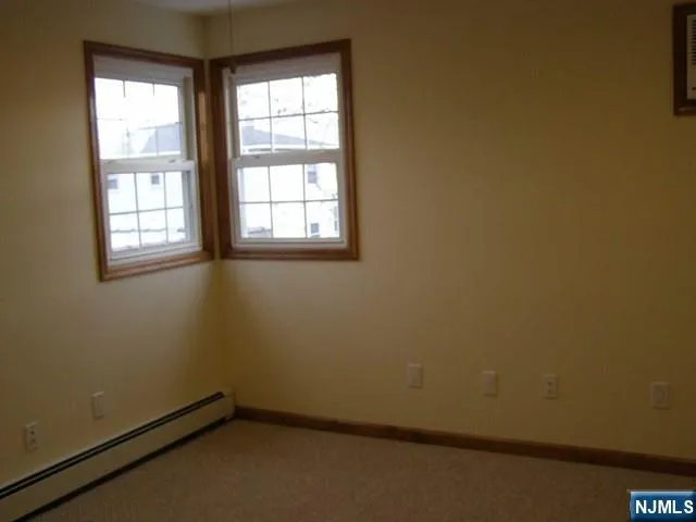 $2,195 | 158 Ridge Road, Unit 2, Lyndhurst, NJ 07071