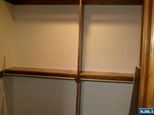 $2,195 | 158 Ridge Road, Unit 2, Lyndhurst, NJ 07071