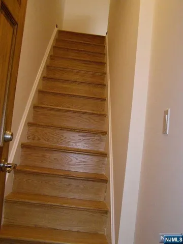 $2,195 | 158 Ridge Road, Unit 2, Lyndhurst, NJ 07071