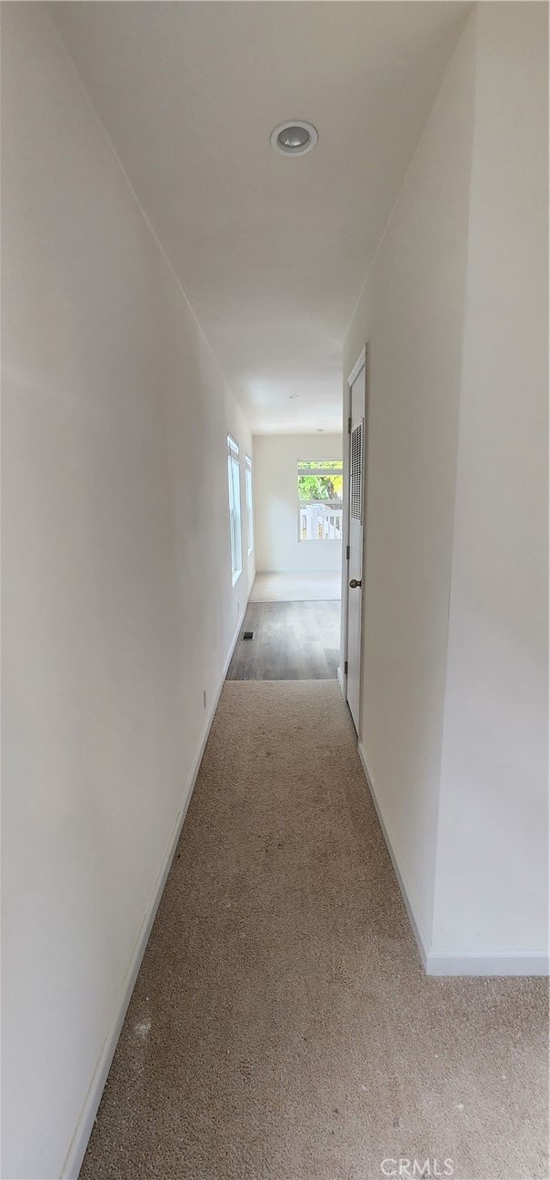 3390 Taylor Road, Unit 17 Loomis, CA 95650 - Photo 7 of 8 a view of hallway with an empty room