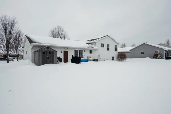 $342,500 | 195 Yacoub Lane, Fond du Lac, WI 54935