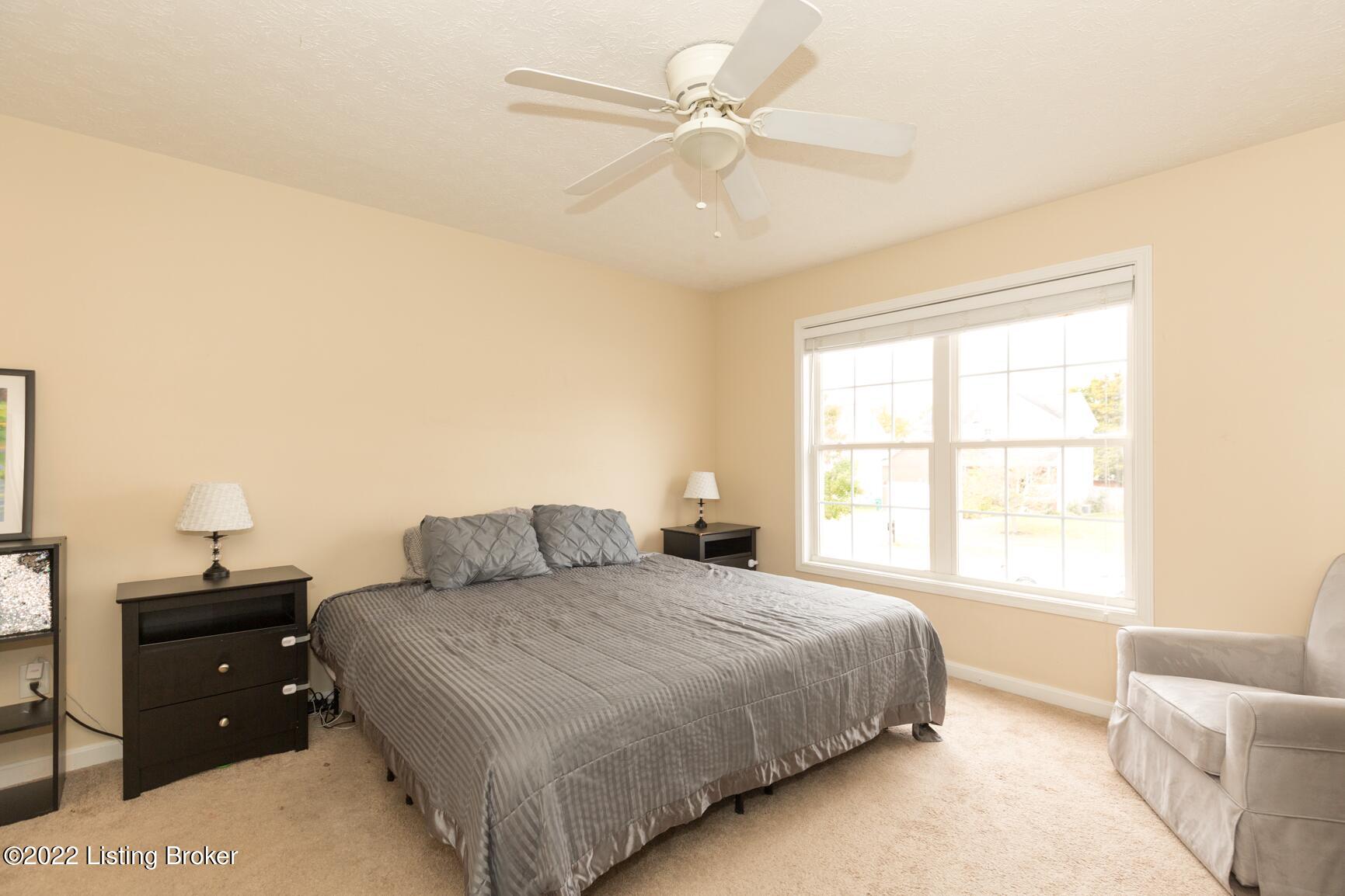 6911 Fernview Road Louisville, KY 40291 - Photo 18 of 40 6911 Fernview-19