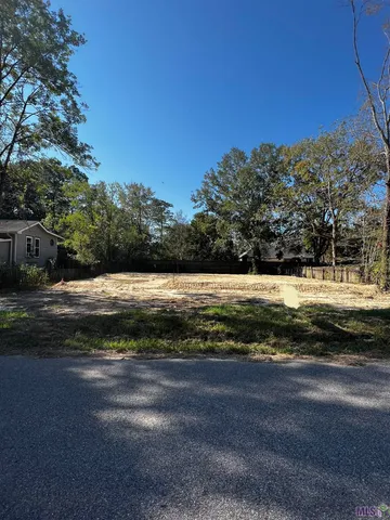 $39,000 | 308 Carroll Street, Denham Springs, LA 70726