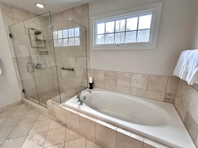 $775,000 | 226 Edgewater Circle, Chapel Hill, NC 27516