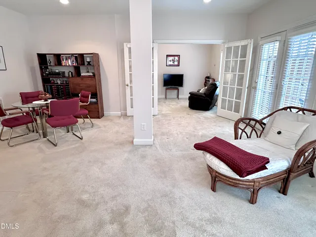 $775,000 | 226 Edgewater Circle, Chapel Hill, NC 27516