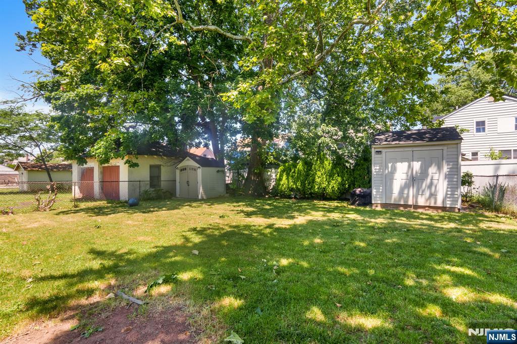 330 Simons Avenue Hackensack, NJ 07601 - Photo 10 of 39 Gallery Image 10