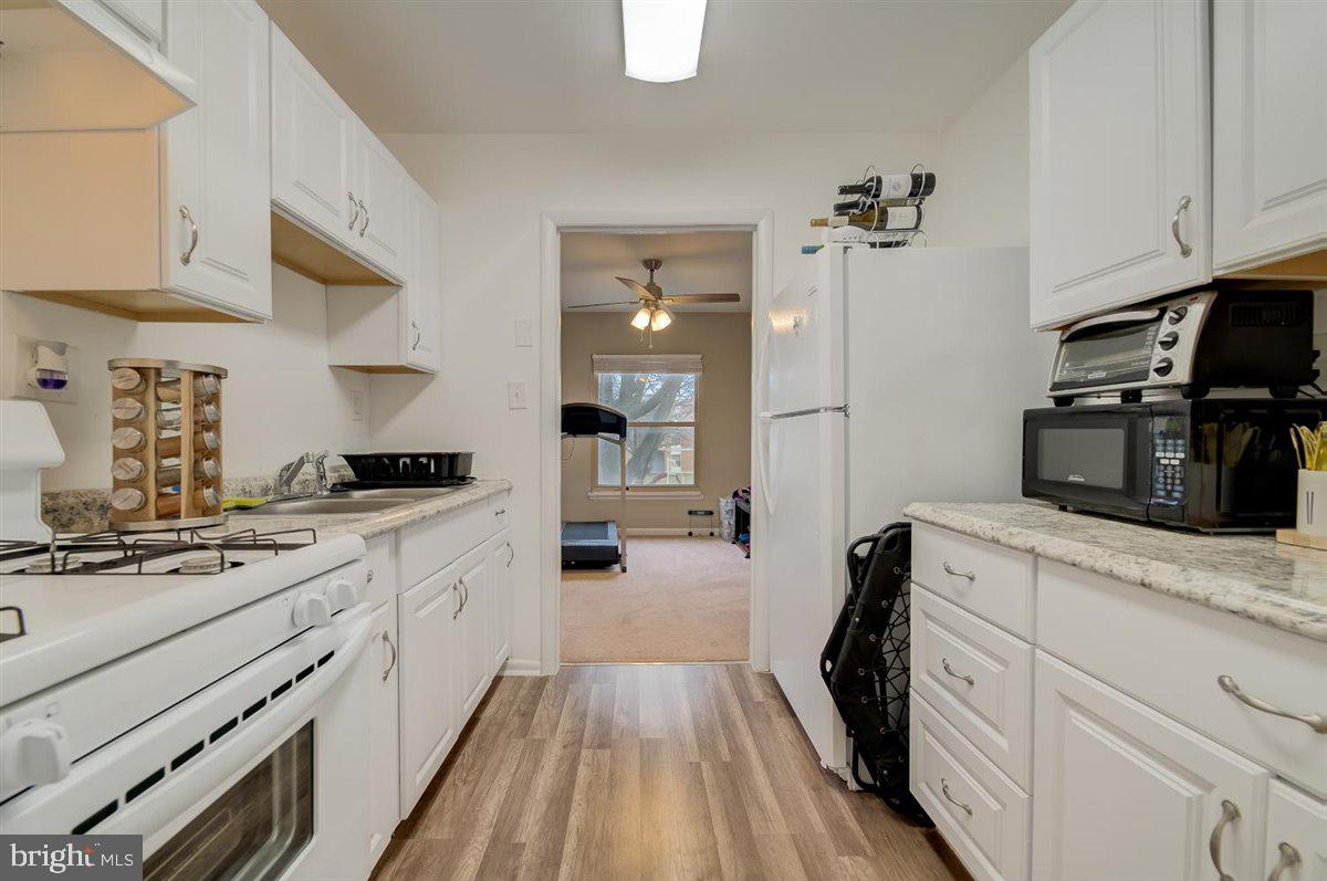3823 St Barnabas Road, Unit 3825T Suitland, MD 20746 - Photo 5 of 17