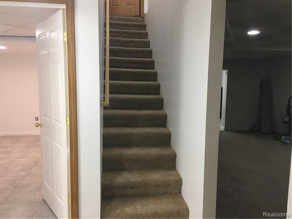 4175 Pleasant Valley Road Brighton, MI 48114 - Photo 34 of 34 Basement Stairs.JPG