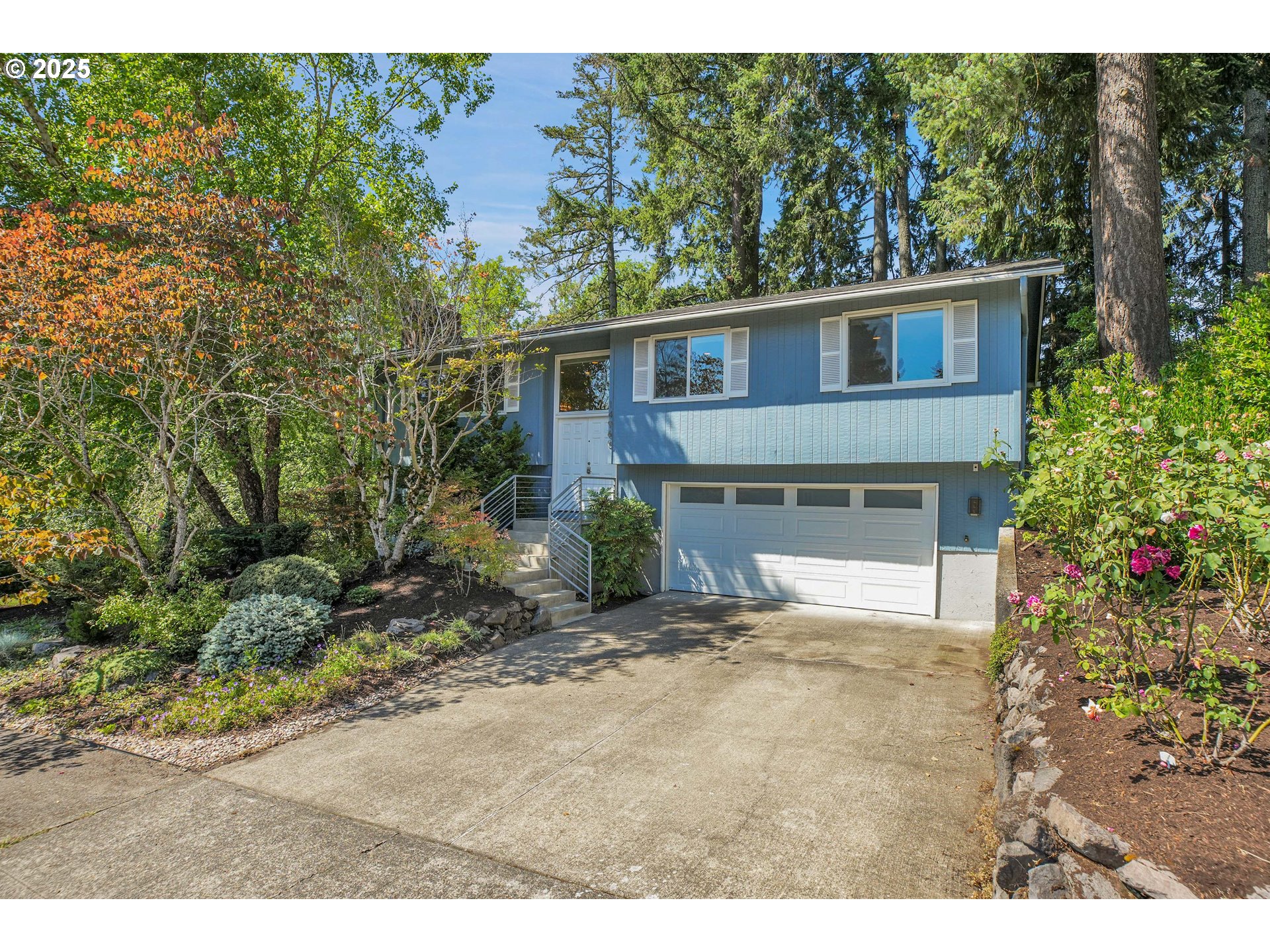 14965 Southwest Glenbrook Road Beaverton, OR 97007 - Photo 1 of 16 Gallery Image 1