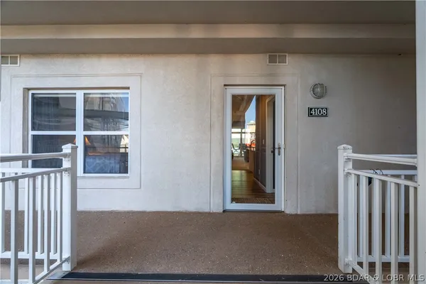$359,900 | 4800 Eagleview Drive, Unit 4108, Osage Beach, MO 65065