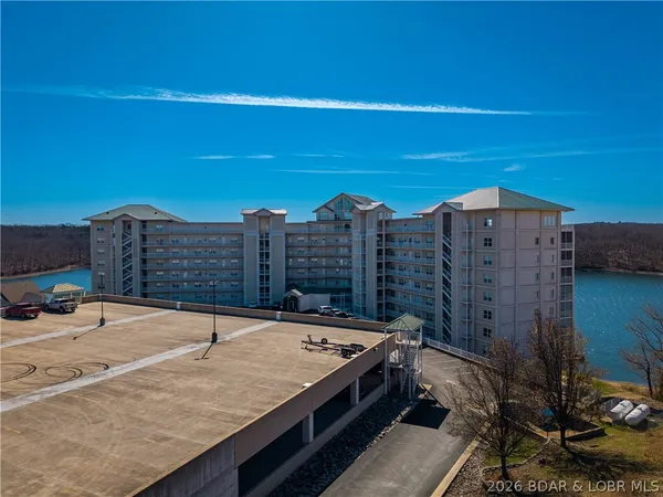 $359,900 | 4800 Eagleview Drive, Unit 4108, Osage Beach, MO 65065