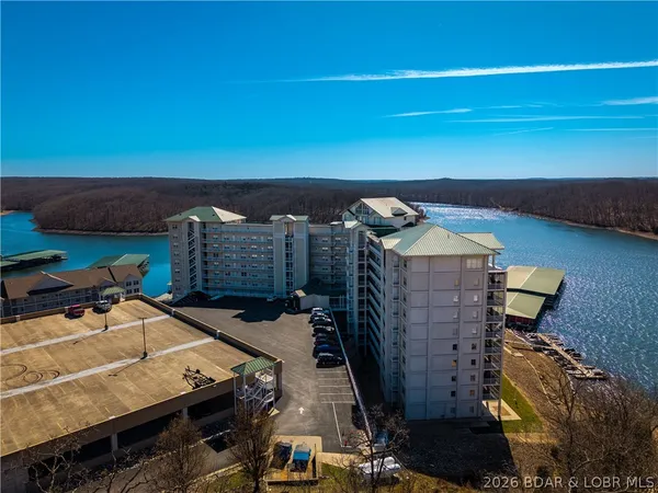 $359,900 | 4800 Eagleview Drive, Unit 4108, Osage Beach, MO 65065