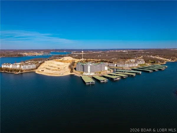 $359,900 | 4800 Eagleview Drive, Unit 4108, Osage Beach, MO 65065