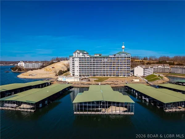 $359,900 | 4800 Eagleview Drive, Unit 4108, Osage Beach, MO 65065