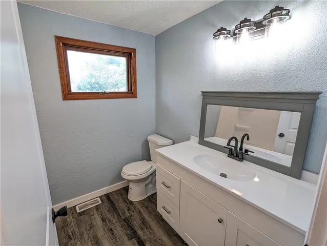 $179,000 | 414 Golden Gate Street, Robinson, KS 66532