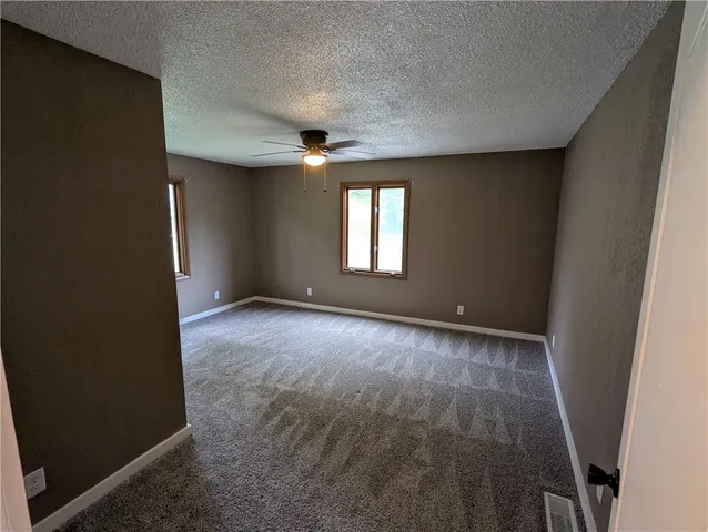 $179,000 | 414 Golden Gate Street, Robinson, KS 66532