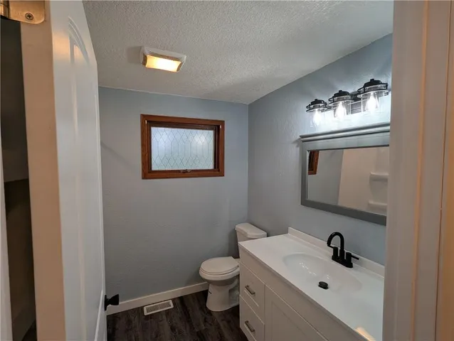 $179,000 | 414 Golden Gate Street, Robinson, KS 66532