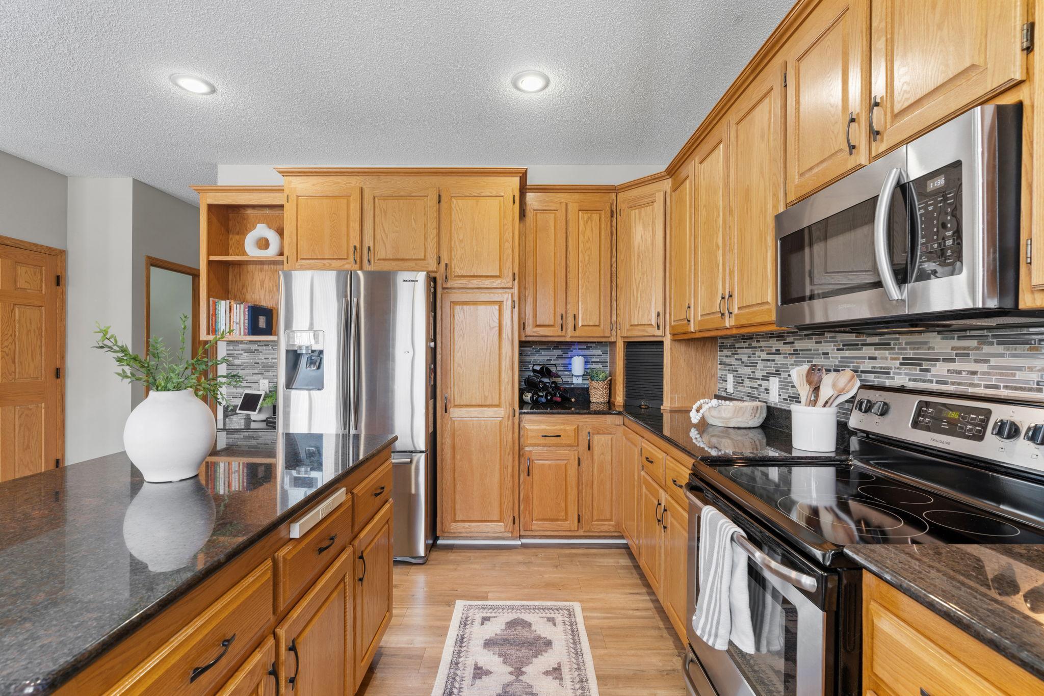 9348 Tewsbury Gate North Maple Grove, MN 55311 - Photo 21 of 68