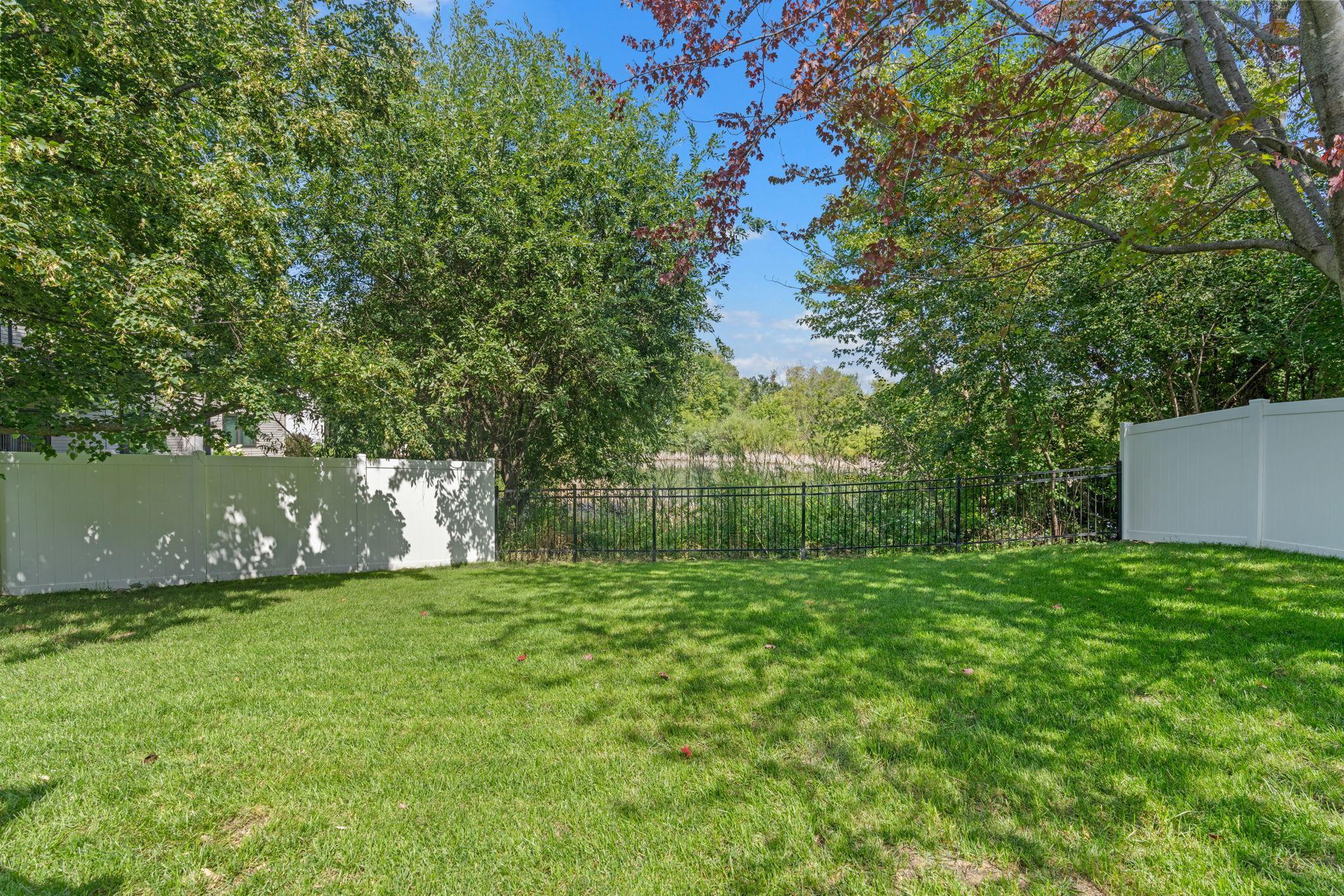 9348 Tewsbury Gate North Maple Grove, MN 55311 - Photo 3 of 68