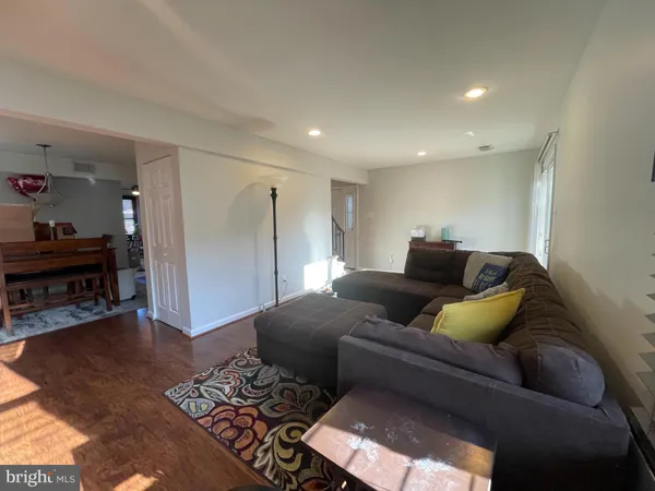 $2,850 | 9995 Campus Way South, Upper Marlboro, MD 20774